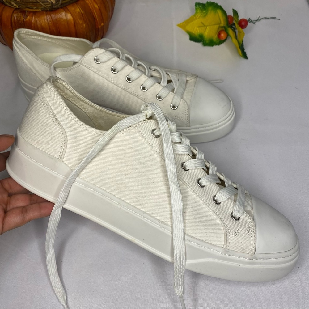 Stuart Weitzman Sammy Platform Canvas Low Top Sne… - image 2